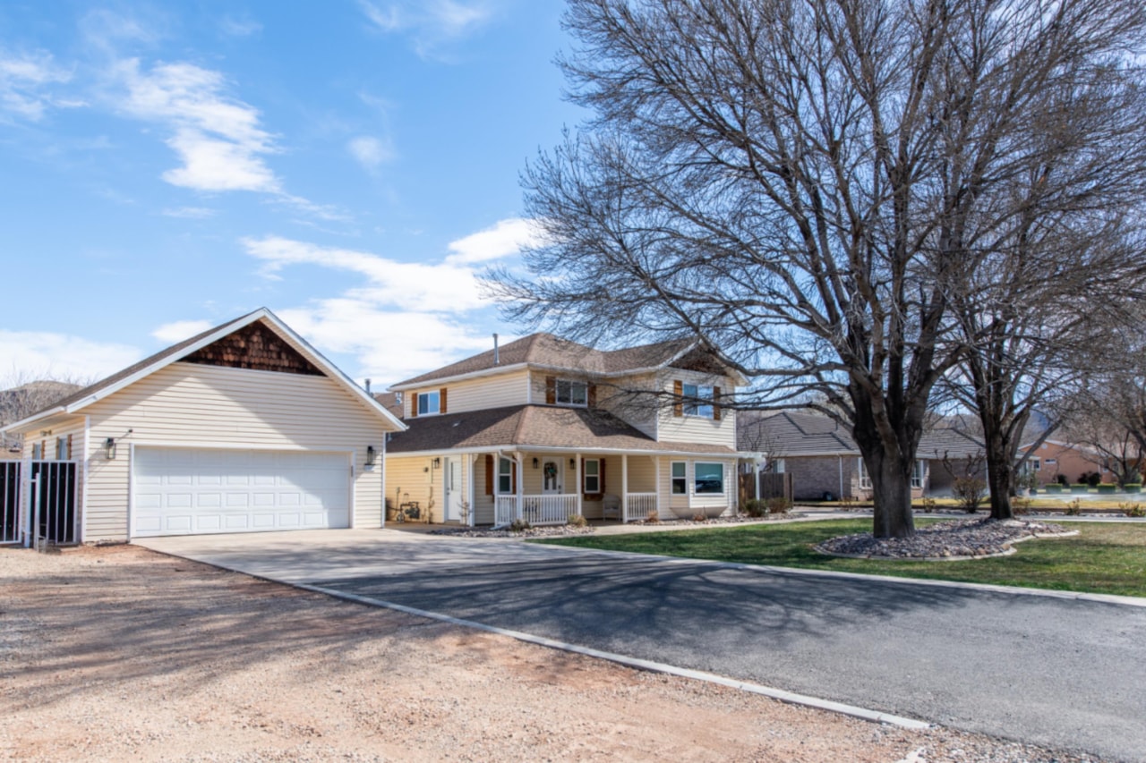 1027 S 920  W Hurricane, UT 84737 home for sale, MLS#25-259119 - Erika Rogers Photo 10