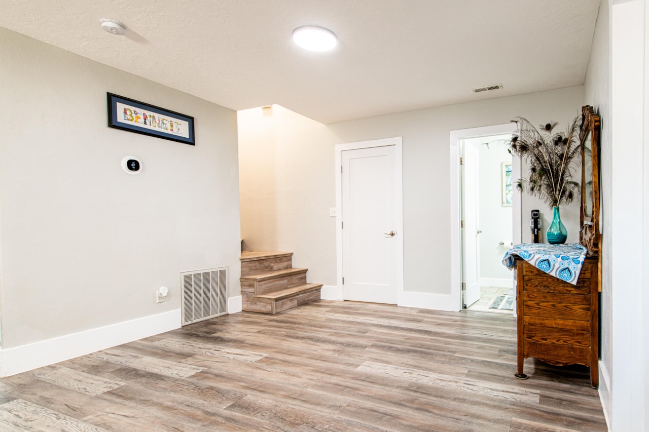 1027 S 920  W Hurricane, UT 84737 home for sale, MLS#25-259119 - Erika Rogers Photo 4