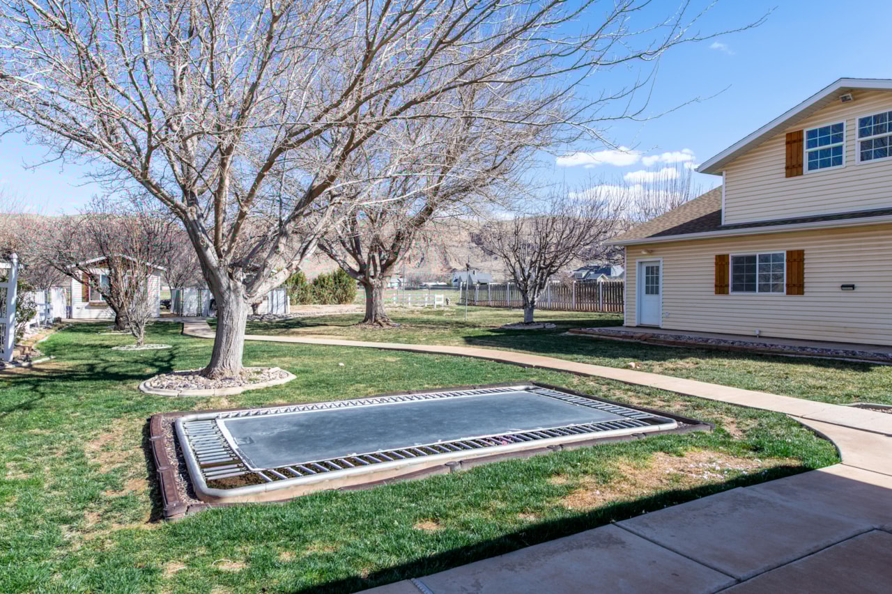 1027 S 920  W Hurricane, UT 84737 home for sale, MLS#25-259119 - Erika Rogers Photo 63