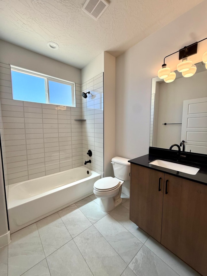 422 W Lamond CIR Washington, UT 84780 home for sale, MLS#25-257905 - Erika Rogers Photo 26