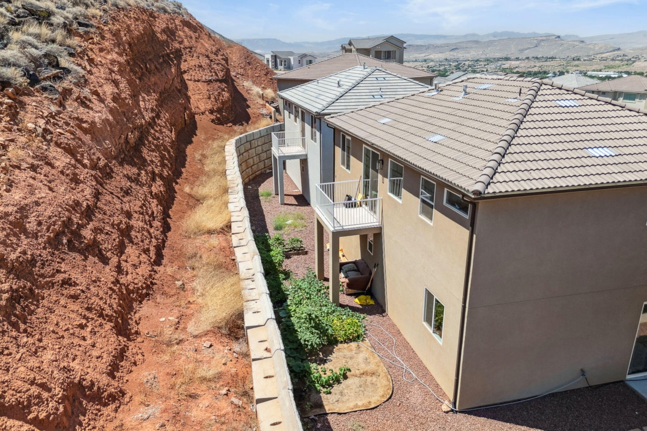 438 N Stone Mountain #17 St George, UT 84770 home for sale, MLS#25-263138 - Erika Rogers Photo 10