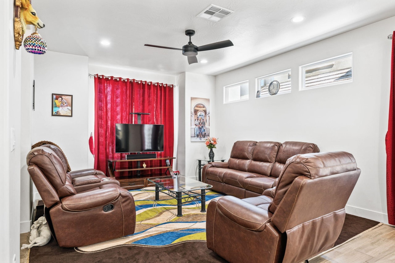 438 N Stone Mountain #17 St George, UT 84770 home for sale, MLS#25-263138 - Erika Rogers Photo 13