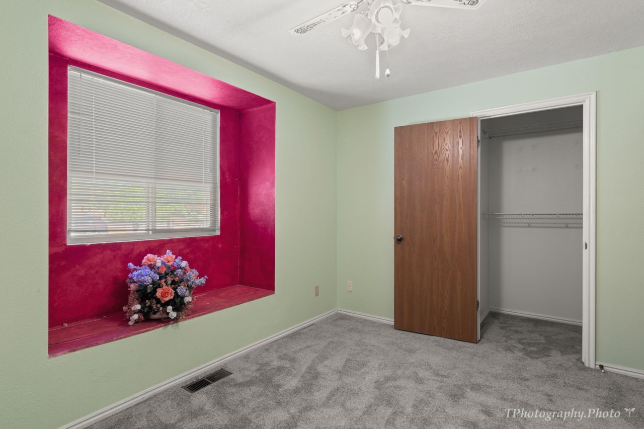 5805 N 1400  W St George, UT 84770 home for sale, MLS#25-263184 - Erika Rogers Photo 19