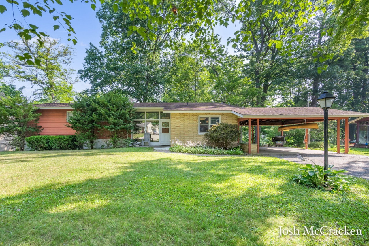 934 Park St Belding, MI 48809 | MLS 25035475