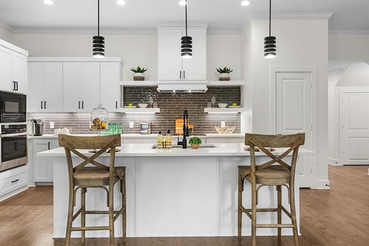 Greysq.com | Premier Real Estate Brokerage for Exceptional Properties Photo 7