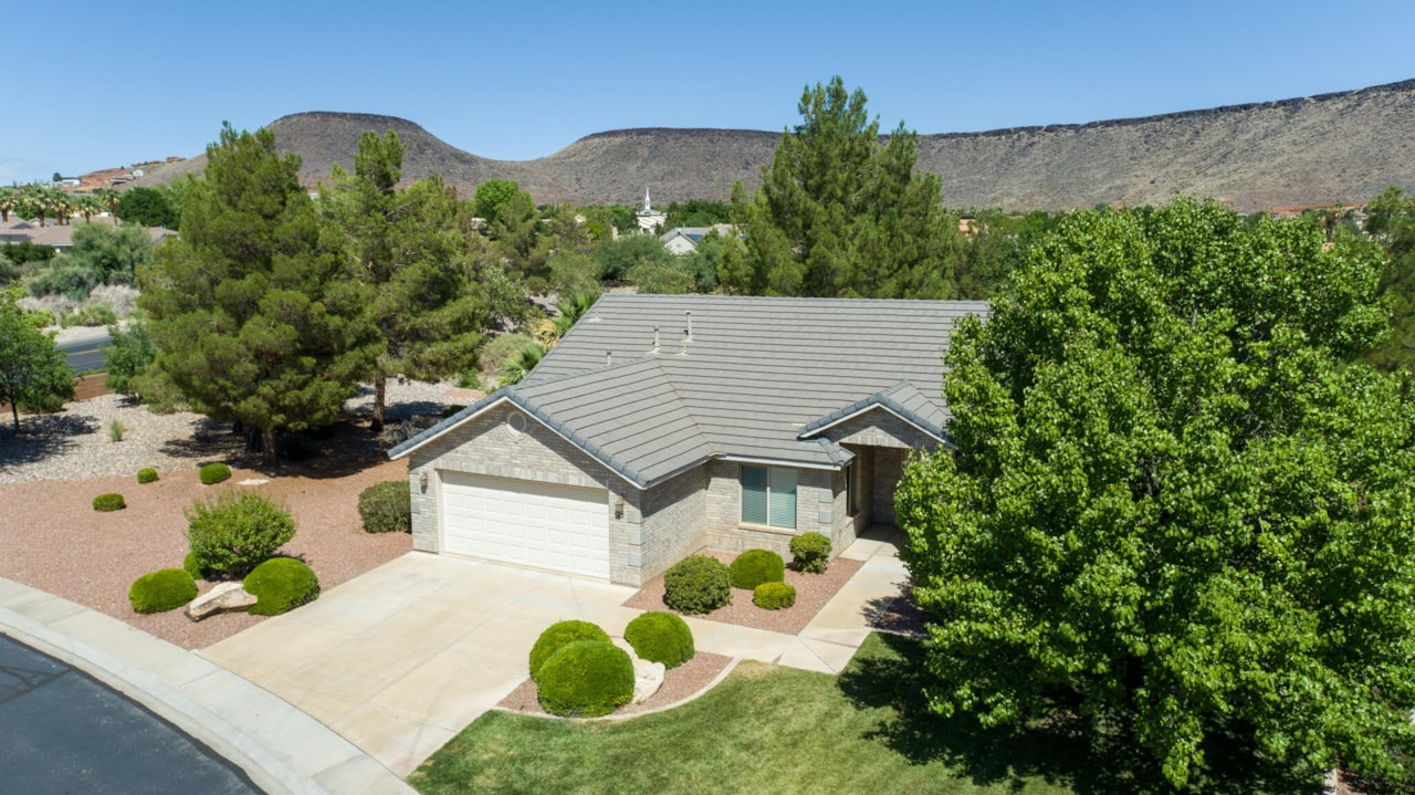 1730 W Stonebridge #25 St George, UT 84770 home for sale, MLS#25-263269 - Erika Rogers Photo 7