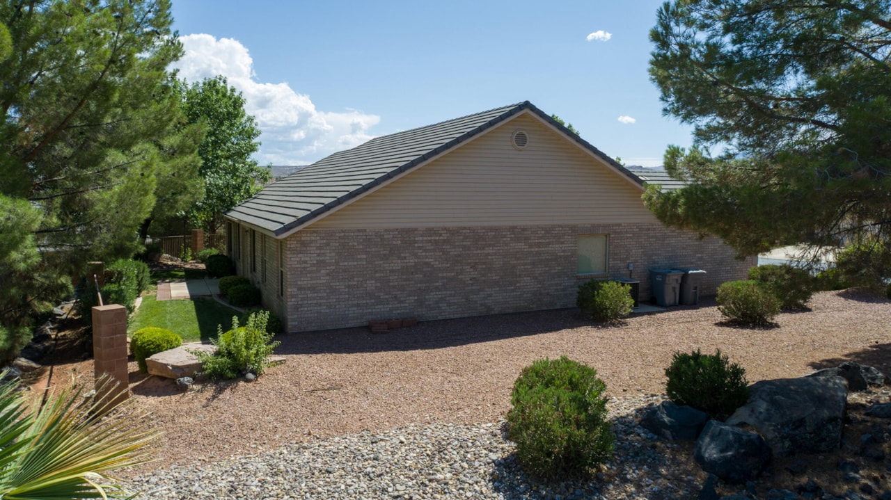 1730 W Stonebridge #25 St George, UT 84770 home for sale, MLS#25-263269 - Erika Rogers Photo 11