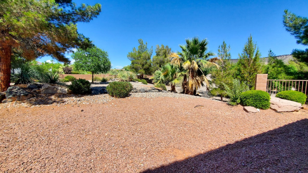 1730 W Stonebridge #25 St George, UT 84770 home for sale, MLS#25-263269 - Erika Rogers Photo 12