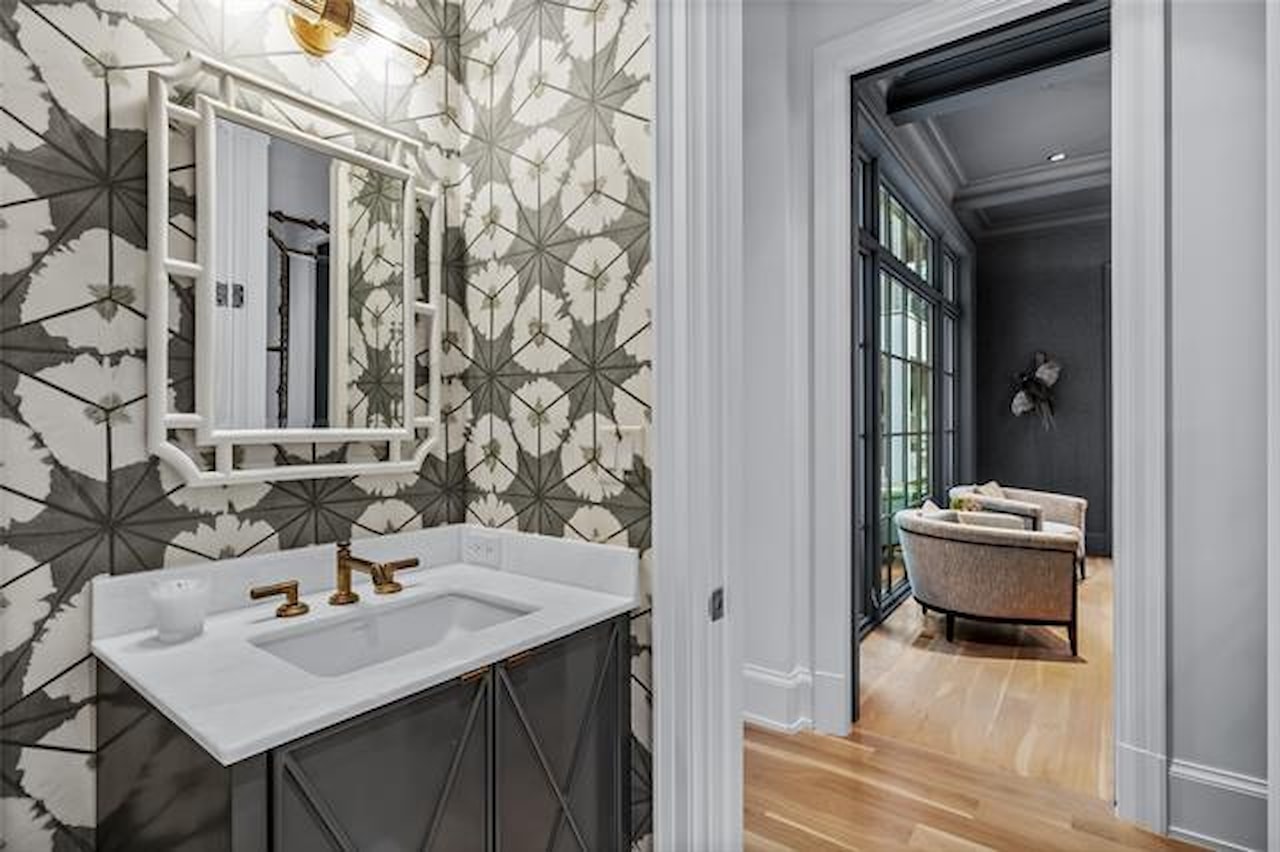 Greysq.com | Premier Real Estate Brokerage for Exceptional Properties Photo 10