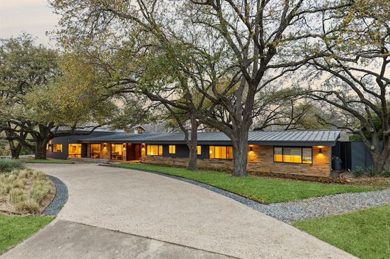 Greysq.com | Premier Real Estate Brokerage for Exceptional Properties Photo 2