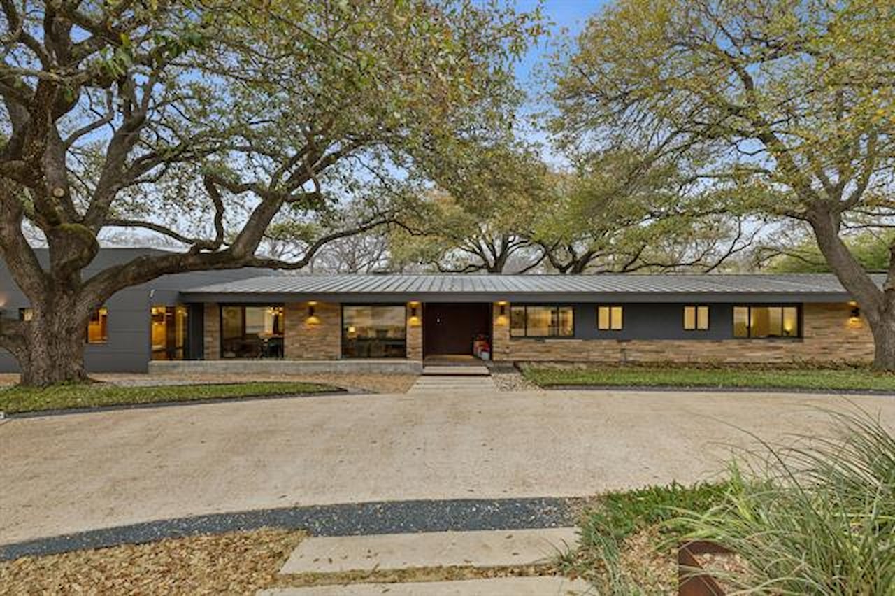 Greysq.com | Premier Real Estate Brokerage for Exceptional Properties Photo 3