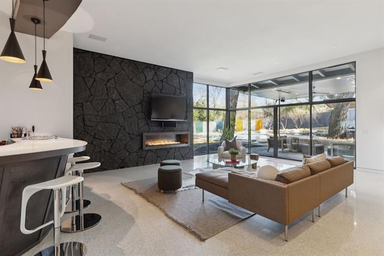 Greysq.com | Premier Real Estate Brokerage for Exceptional Properties Photo 14