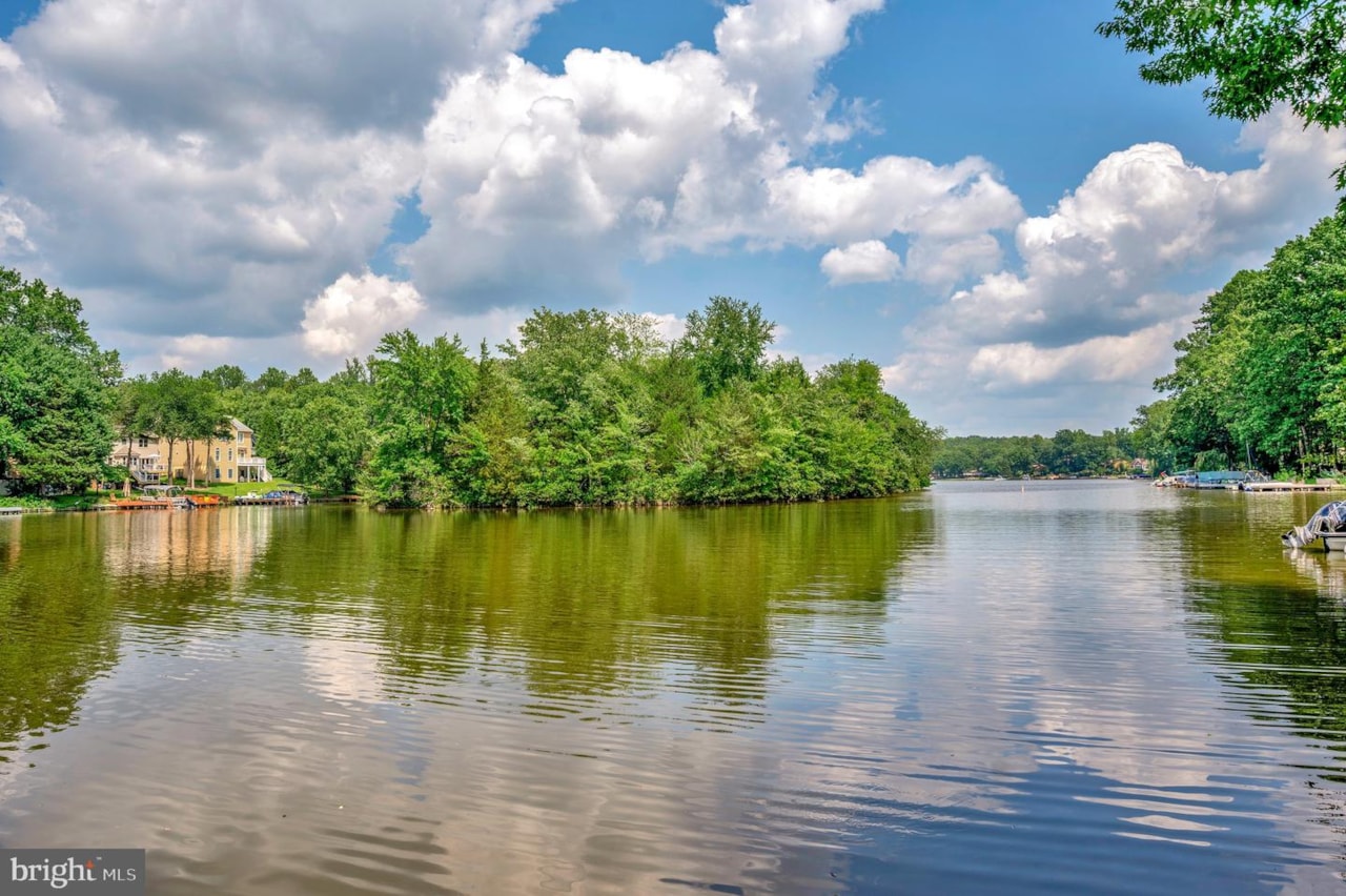 1915 Lakeview Parkway, Locust Grove, VA 22508 MLS #VAOR2010318