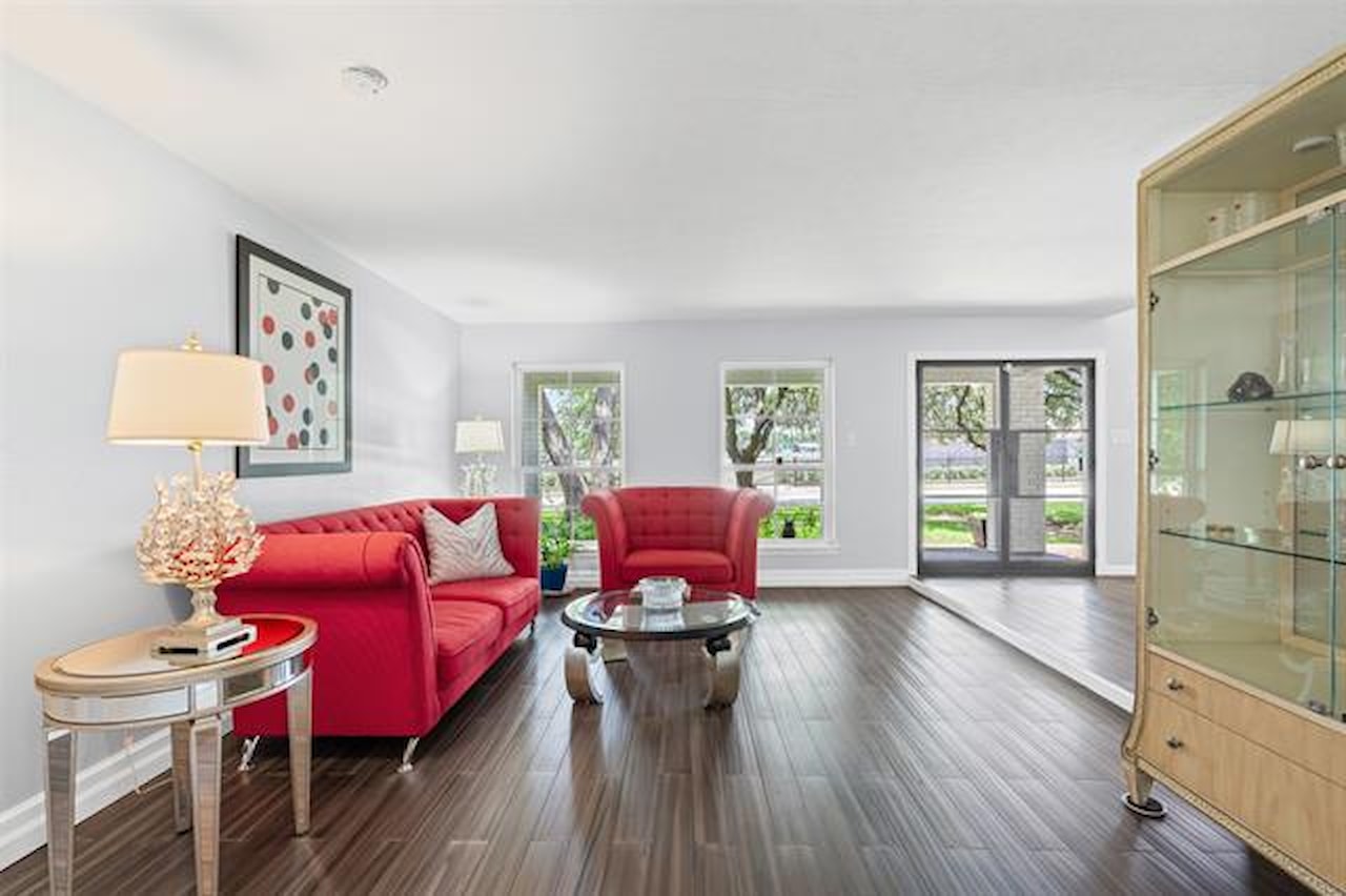 Greysq.com | Premier Real Estate Brokerage for Exceptional Properties Photo 8