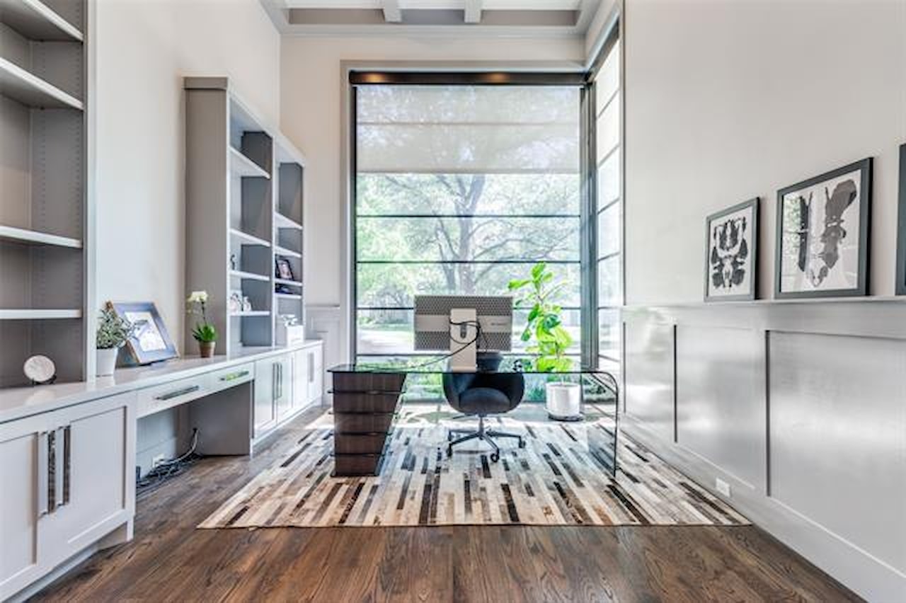 Greysq.com | Premier Real Estate Brokerage for Exceptional Properties Photo 2