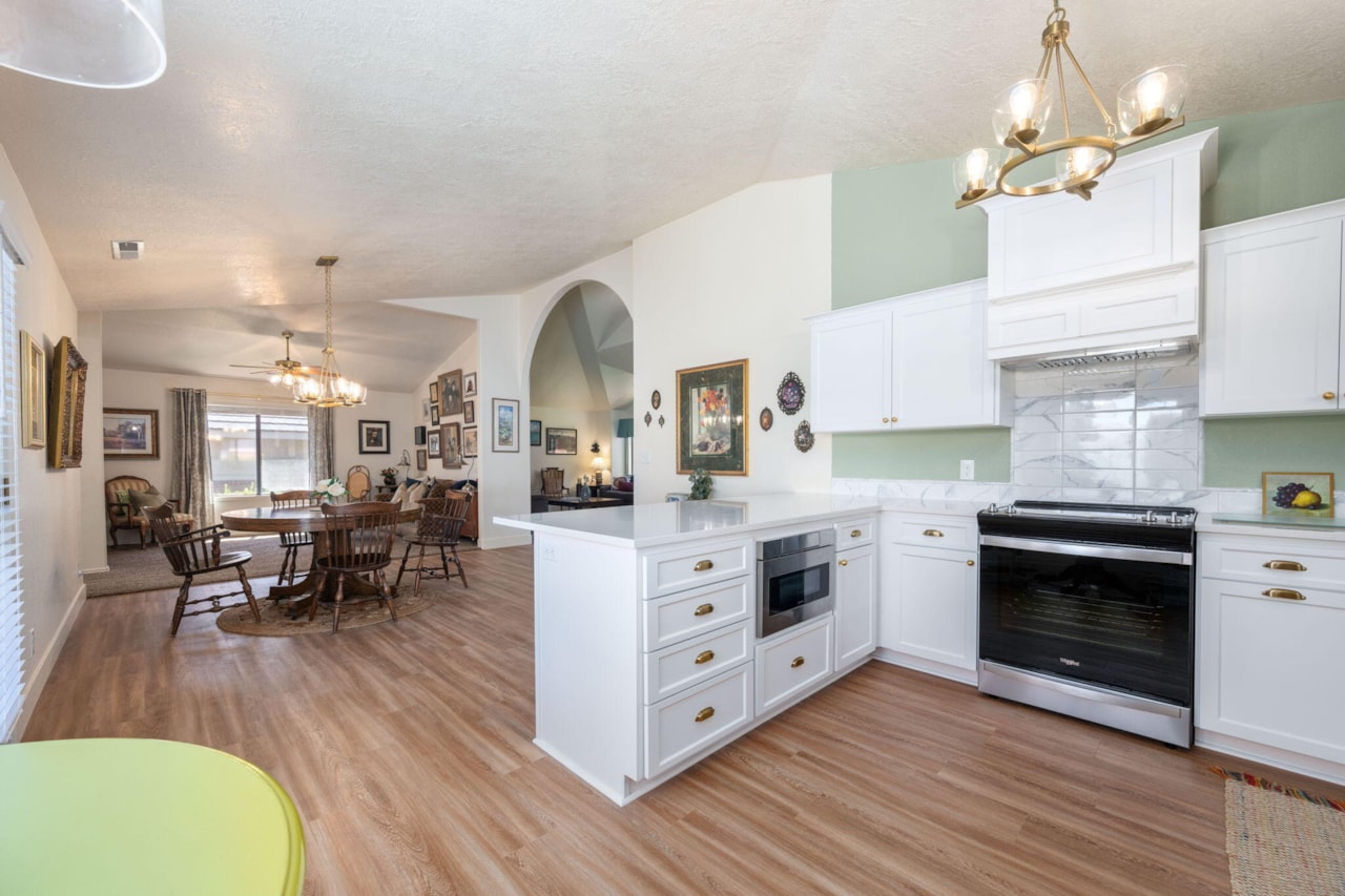 875 W Rio Virgin DR #224 St George, UT 84790 home for sale, MLS#25-263413 - Erika Rogers Photo 9