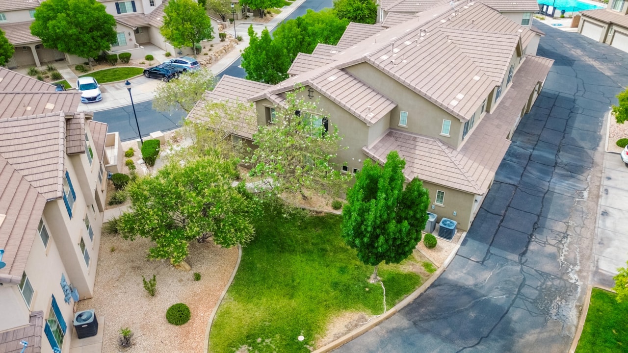 3439 S Barcelona DR #68 St George, UT 84790 home for sale, MLS#25-263349 - Erika Rogers Photo 24