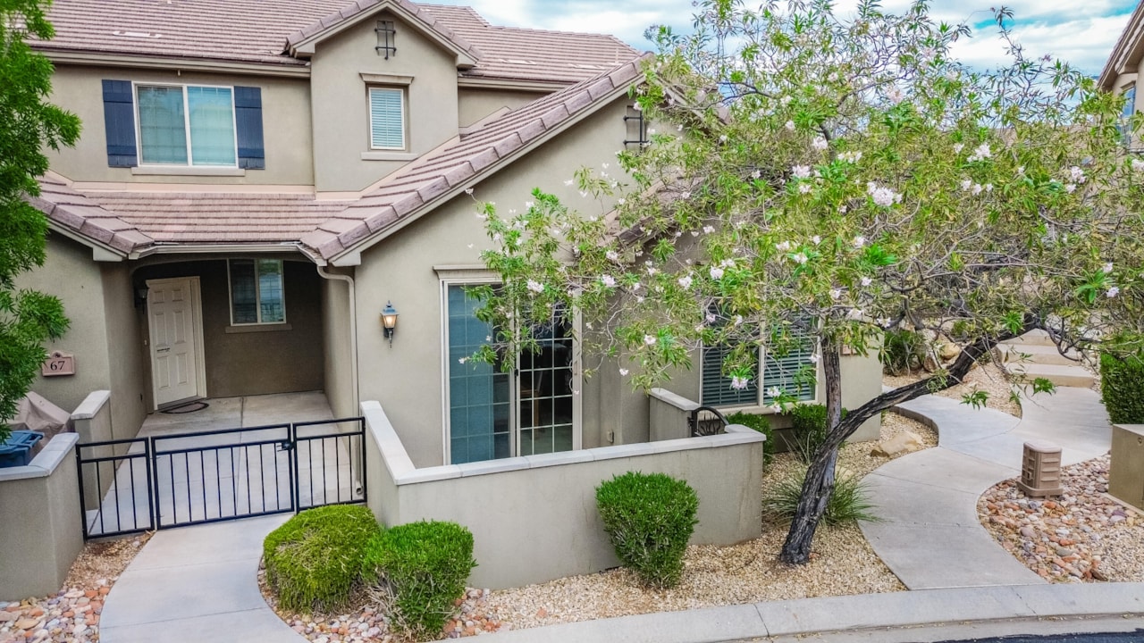 3439 S Barcelona DR #68 St George, UT 84790 home for sale, MLS#25-263349 - Erika Rogers Photo 27