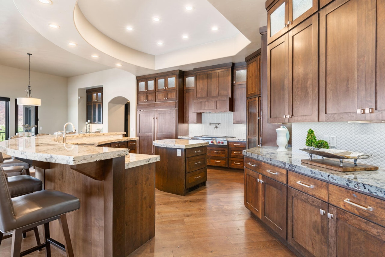 2203 W Silver Cloud DR St George, UT 84770 home for sale, MLS#25-263442 - Erika Rogers Photo 11