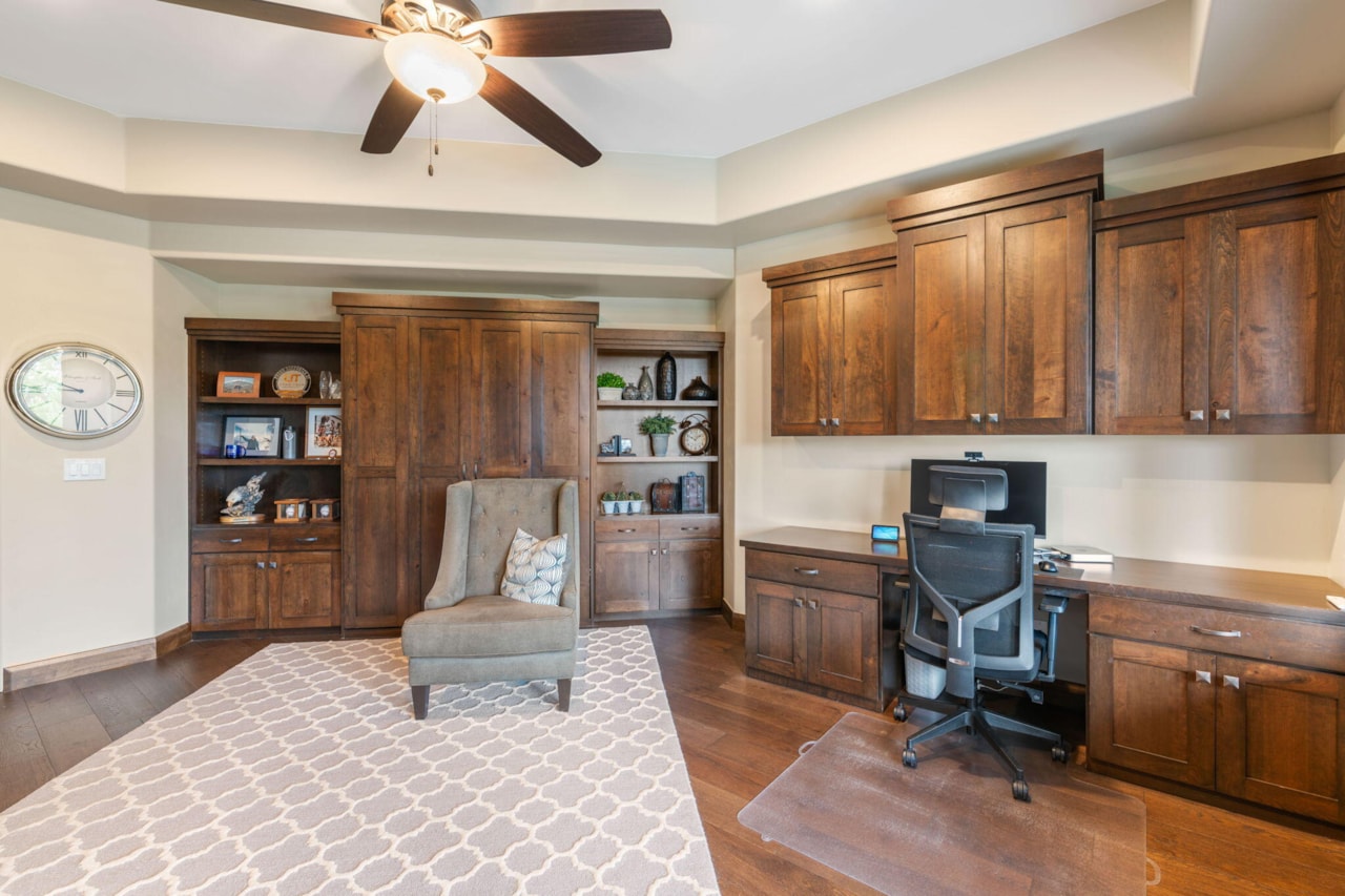 2203 W Silver Cloud DR St George, UT 84770 home for sale, MLS#25-263442 - Erika Rogers Photo 19