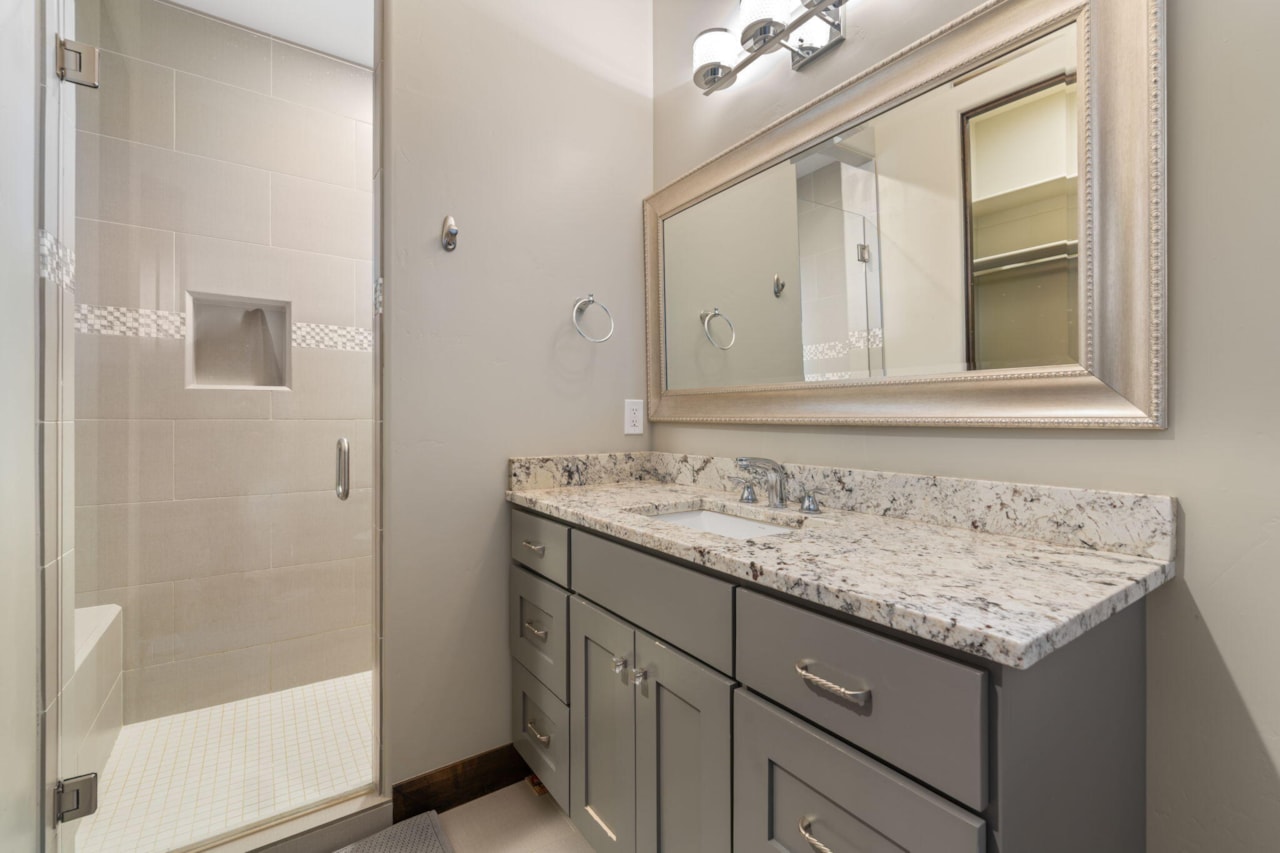 2203 W Silver Cloud DR St George, UT 84770 home for sale, MLS#25-263442 - Erika Rogers Photo 35