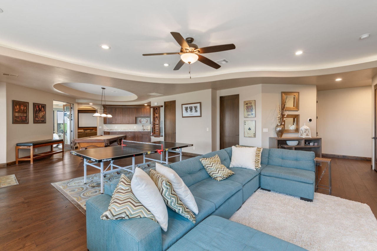 2203 W Silver Cloud DR St George, UT 84770 home for sale, MLS#25-263442 - Erika Rogers Photo 41