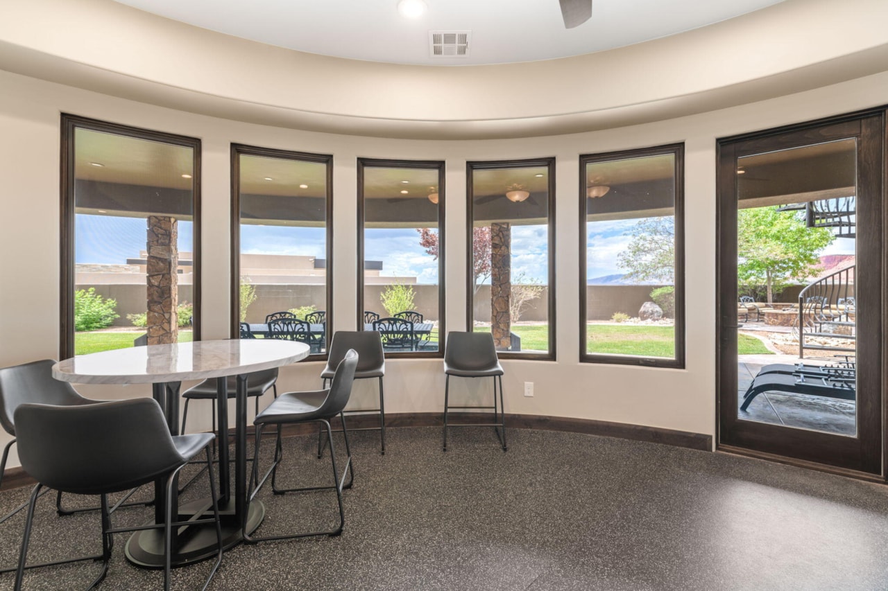 2203 W Silver Cloud DR St George, UT 84770 home for sale, MLS#25-263442 - Erika Rogers Photo 42