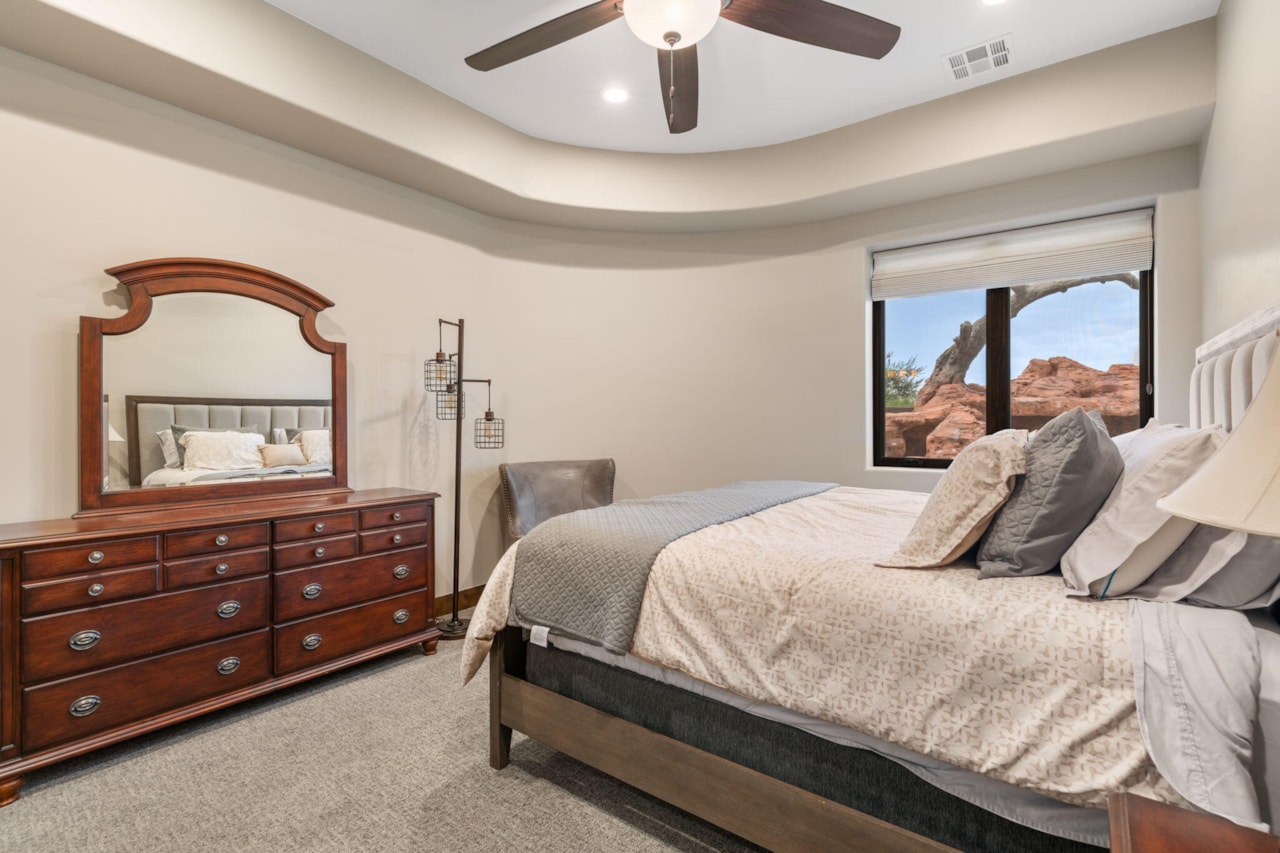 2203 W Silver Cloud DR St George, UT 84770 home for sale, MLS#25-263442 - Erika Rogers Photo 53