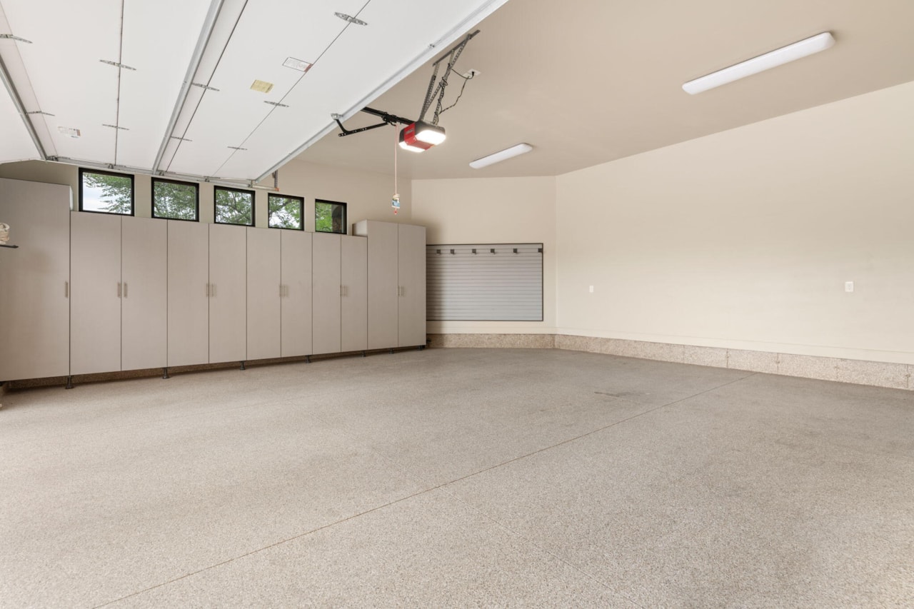 2203 W Silver Cloud DR St George, UT 84770 home for sale, MLS#25-263442 - Erika Rogers Photo 55