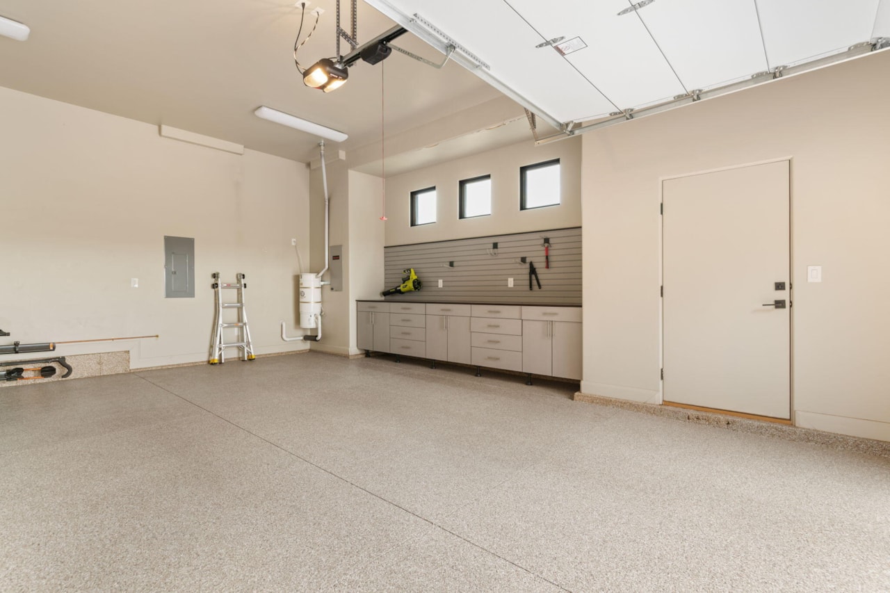 2203 W Silver Cloud DR St George, UT 84770 home for sale, MLS#25-263442 - Erika Rogers Photo 56