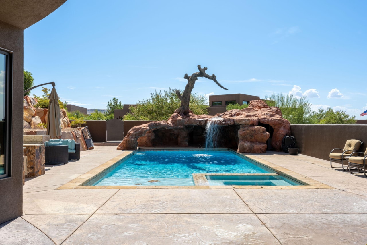 2203 W Silver Cloud DR St George, UT 84770 home for sale, MLS#25-263442 - Erika Rogers Photo 59