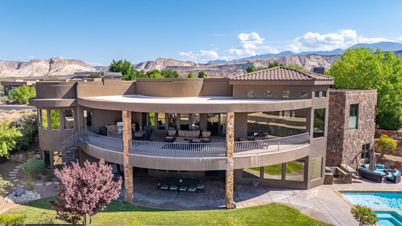 2203 W Silver Cloud DR St George, UT 84770 home for sale, MLS#25-263442 - Erika Rogers Photo 65