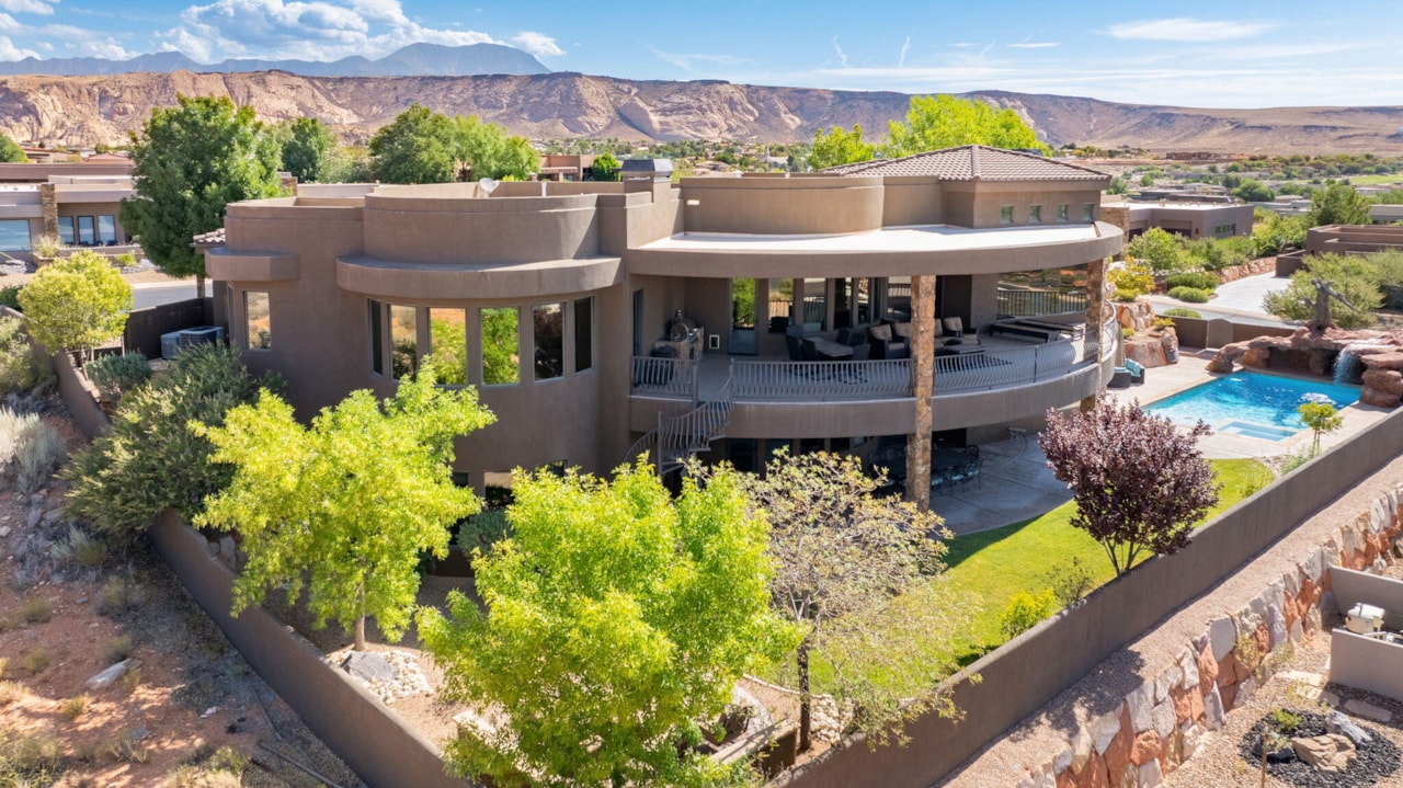 2203 W Silver Cloud DR St George, UT 84770 home for sale, MLS#25-263442 - Erika Rogers Photo 66