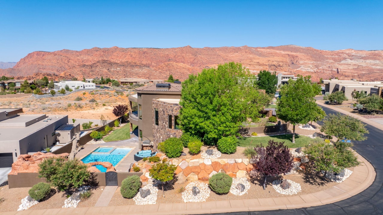 2203 W Silver Cloud DR St George, UT 84770 home for sale, MLS#25-263442 - Erika Rogers Photo 69