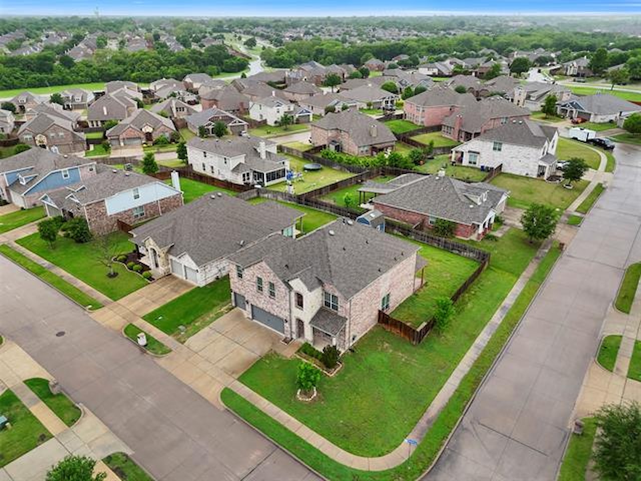 Greysq.com | Premier Real Estate Brokerage for Exceptional Properties Photo 2