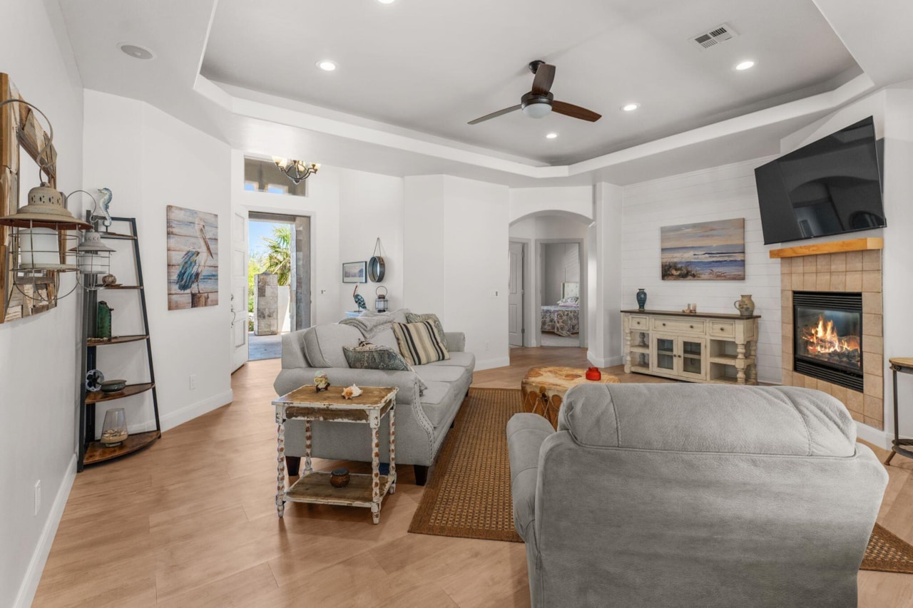 993 N Las Entradas DR Washington, UT 84780 home for sale, MLS#25-263477 - Erika Rogers Photo 12