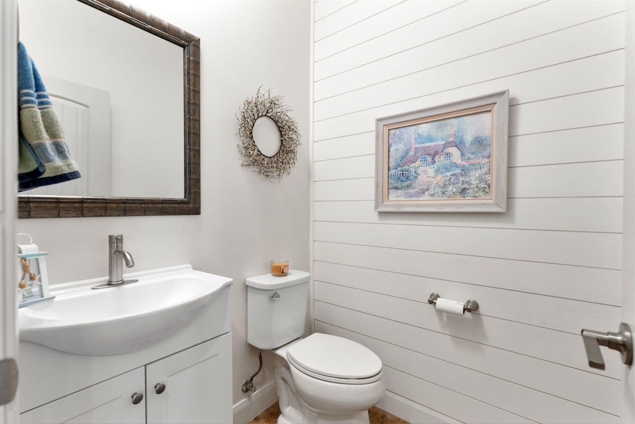 993 N Las Entradas DR Washington, UT 84780 home for sale, MLS#25-263477 - Erika Rogers Photo 19