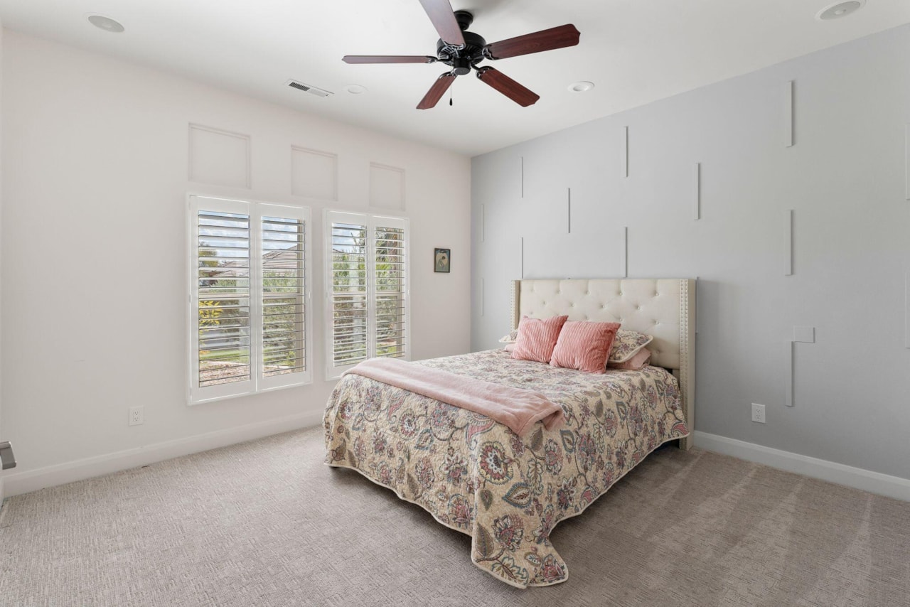 993 N Las Entradas DR Washington, UT 84780 home for sale, MLS#25-263477 - Erika Rogers Photo 24