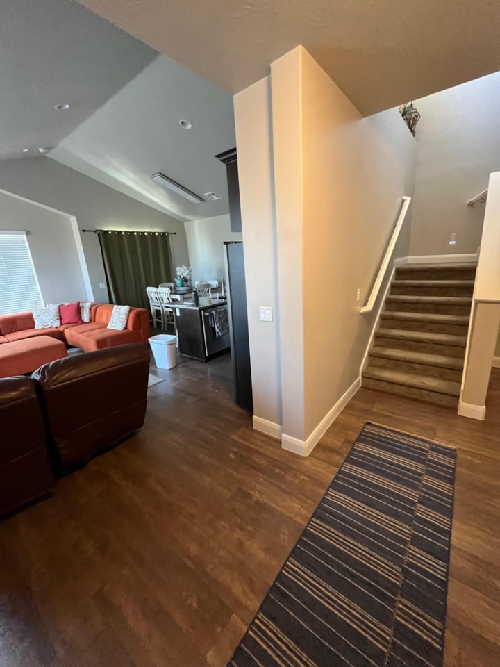 3671 Montreal LN St George, UT 84790 home for sale, MLS#25-263576 - Erika Rogers Photo 7