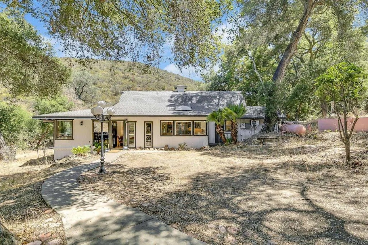 Just Listed 15134 Woods Valley Road, Valley Center, 92082, NDP2507479