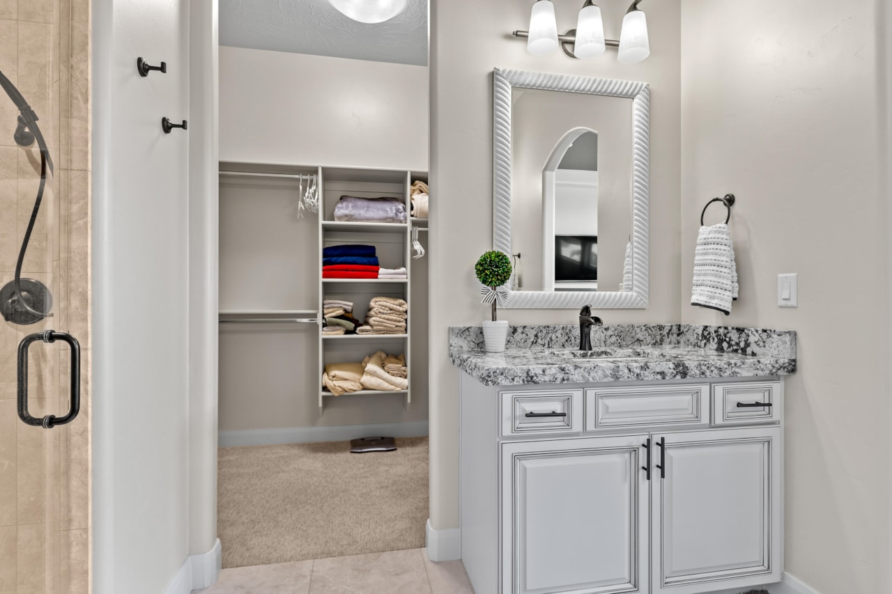 615 W 1860  N Washington, UT 84780 home for sale, MLS#25-263494 - Erika Rogers Photo 18