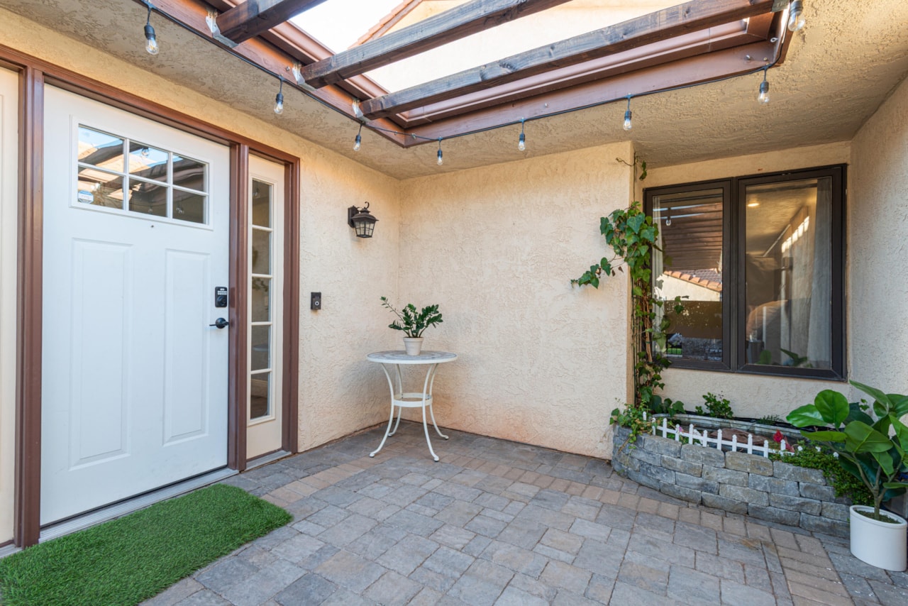 10 N Valley View DR #109 St George, UT 84770 home for sale, MLS#25-263607 - Erika Rogers Photo 5