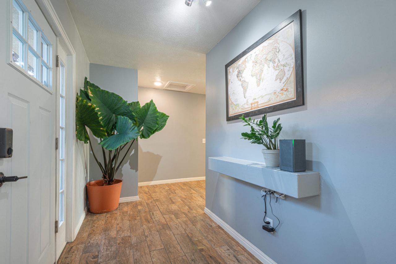 10 N Valley View DR #109 St George, UT 84770 home for sale, MLS#25-263607 - Erika Rogers Photo 8