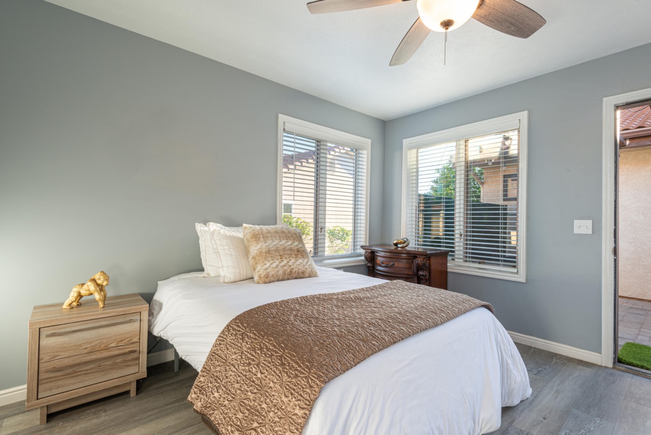 10 N Valley View DR #109 St George, UT 84770 home for sale, MLS#25-263607 - Erika Rogers Photo 18