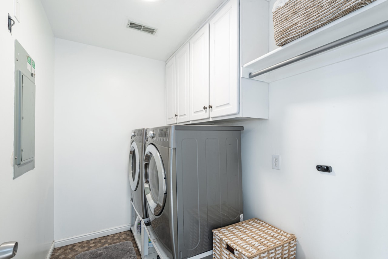 10 N Valley View DR #109 St George, UT 84770 home for sale, MLS#25-263607 - Erika Rogers Photo 23