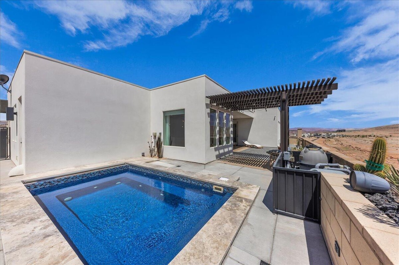 5729 S Cardinal Wing DR St George, UT 84790 home for sale, MLS#25-263614 - Erika Rogers Photo 20