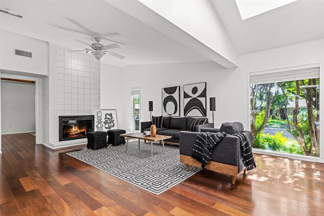 Greysq.com | Premier Real Estate Brokerage for Exceptional Properties Photo 2