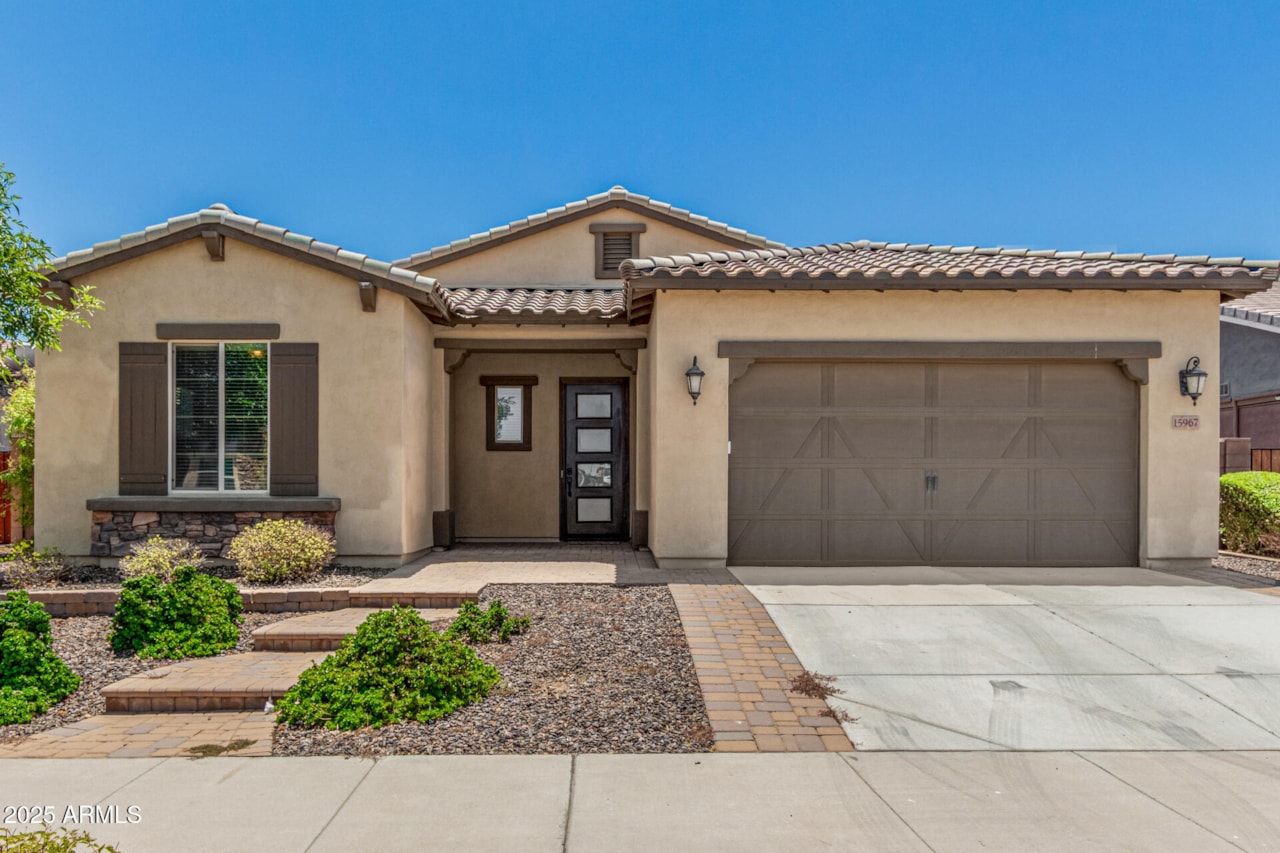 15967 W Cortez St Surprise, AZ 85379 | MLS 6900382