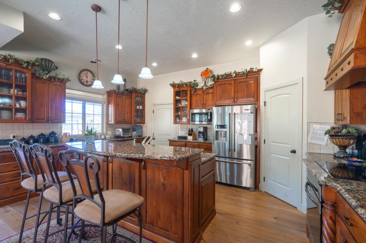 1171 N Daybreak DR Washington, UT 84780 home for sale, MLS#25-258448 - Erika Rogers Photo 18