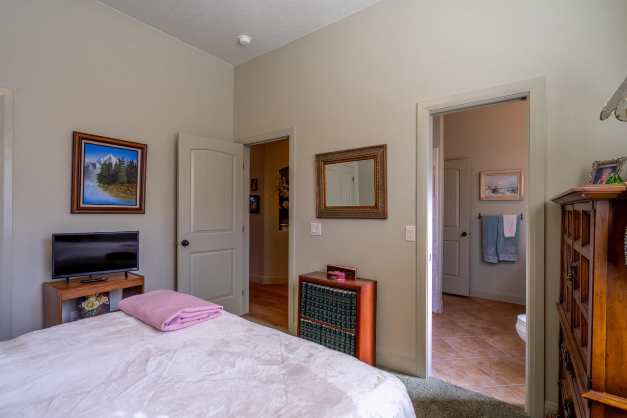 1171 N Daybreak DR Washington, UT 84780 home for sale, MLS#25-258448 - Erika Rogers Photo 39